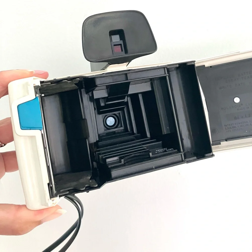 Vintage 60’s Polaroid Swinger model 20 Land Camera